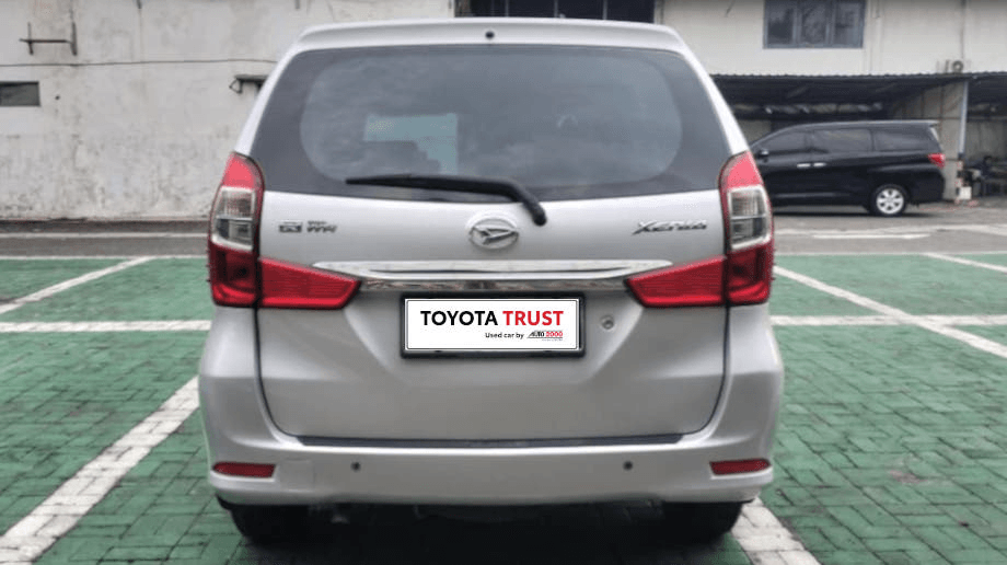 DAIHATSU XENIA 1.3 R BENSIN-MT(XENIA) MT 2017