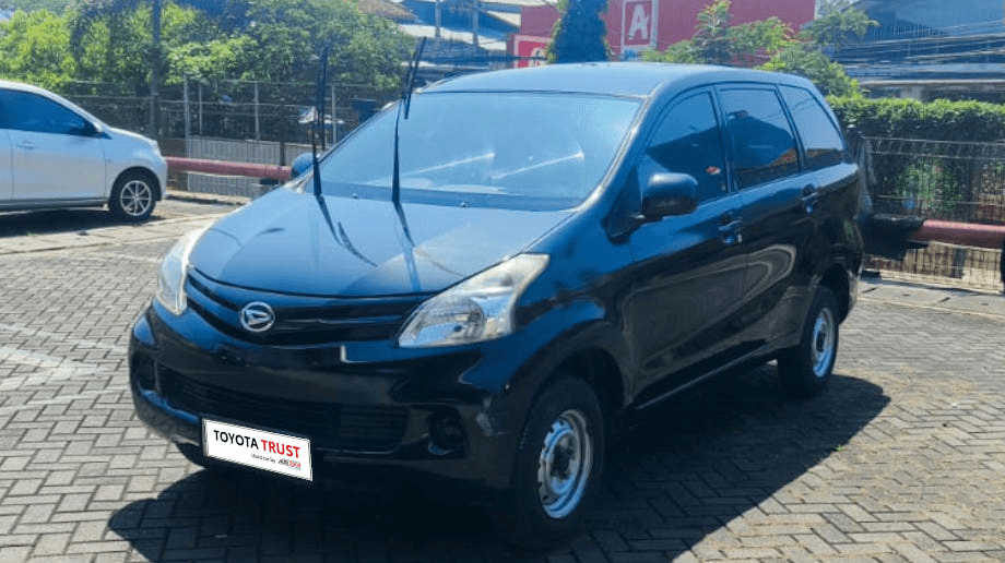 DAIHATSU XENIA 1.0 M BENSIN-MT(XENIA) MT 2013