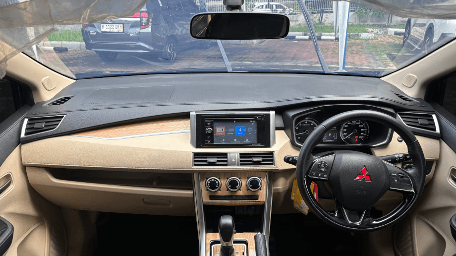 MITSUBISHI XPANDER 1.5 ULTIMATE BENSIN-AT(XPANDER) AT 2019