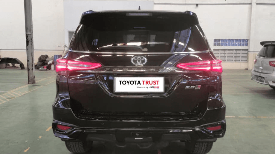TOYOTA FORTUNER 2.8 4X2 GR SPORT DSL SOLAR-AT(FORTUNER) AT 2022