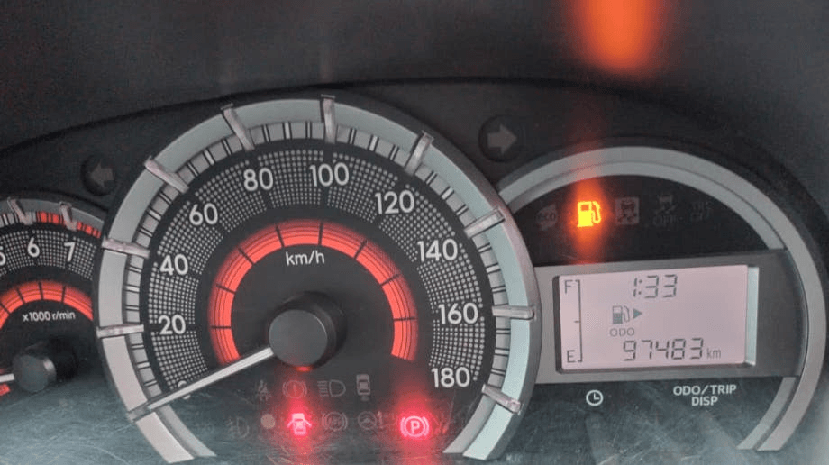 DAIHATSU XENIA 1.3 R BENSIN-MT(XENIA) MT 2017