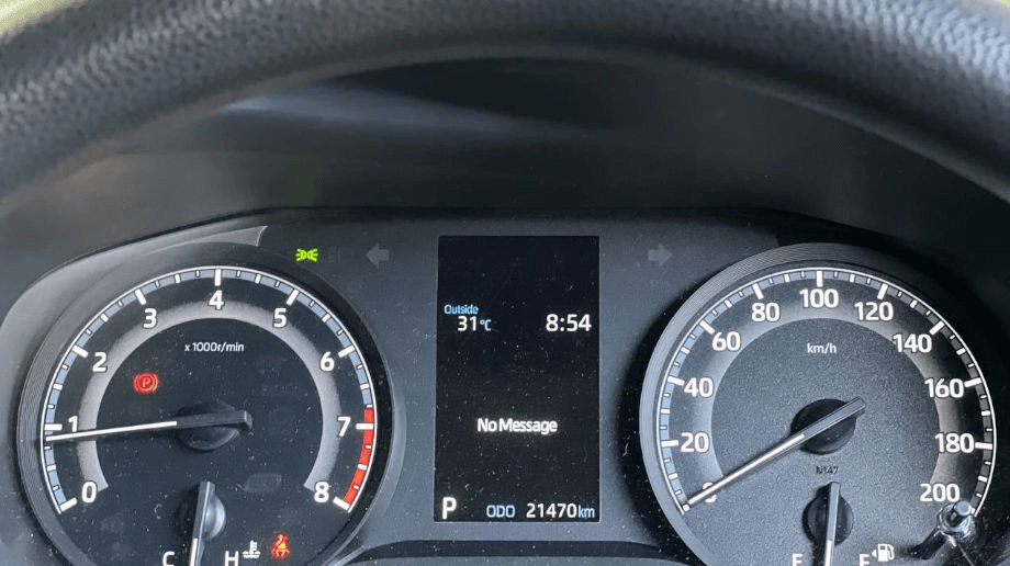 TOYOTA KIJANG INNOVA 2.0 ZENIX G CVT BENSIN-AT(KIJANG INNOVA) AT 2023