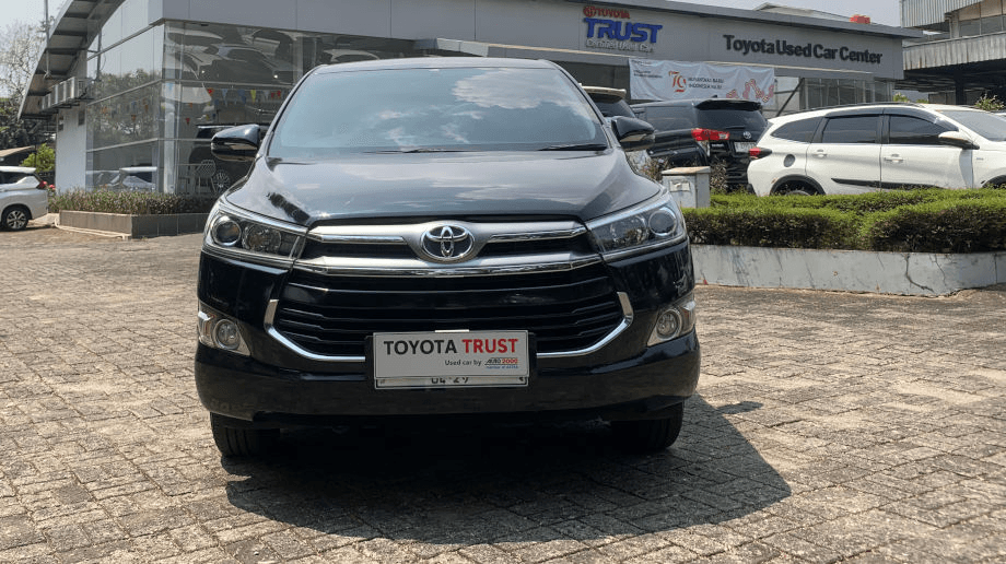 TOYOTA INNOVA V (INNOVA) AT 2019