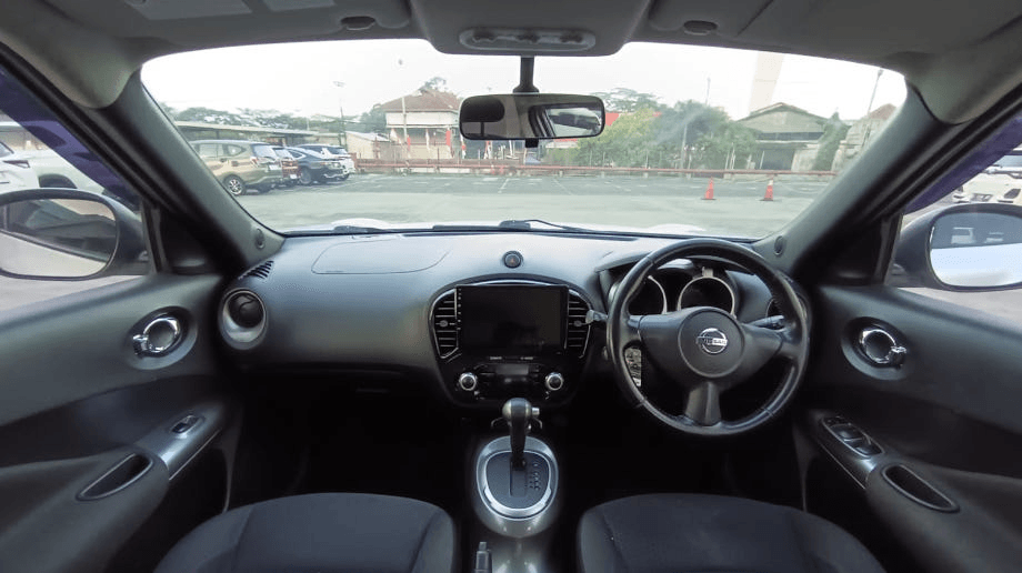 NISSAN JUKE 1.5 BENSIN-AT(JUKE) AT 2012