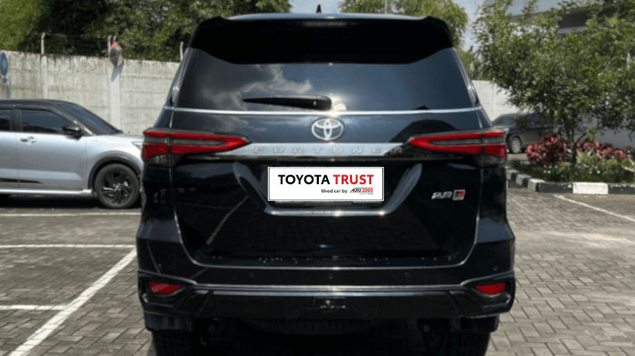 TOYOTA FORTUNER 2.8 VRZ GR SPORT 4X4 (FORTUNER) AT 2023