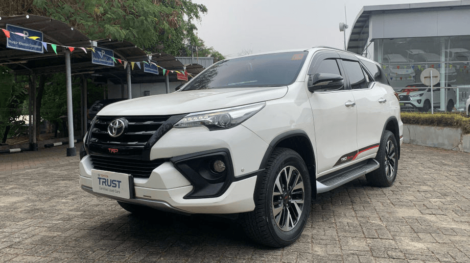 TOYOTA FORTUNER VRZ TRD (FORTUNER) AT 2018