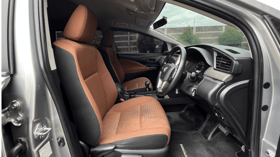 TOYOTA KIJANG INNOVA 2.4 G SOLAR-AT(KIJANG INNOVA) AT 2018