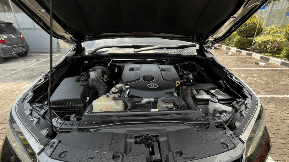 TOYOTA FORTUNER 2.8 VRZ GR SPORT 4X4 (FORTUNER) AT 2023