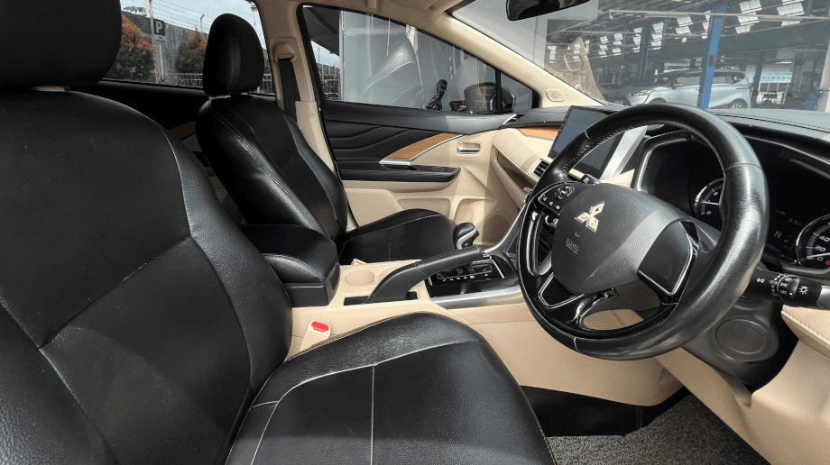MITSUBISHI XPANDER 1.5 ULTIMATE BENSIN-AT(XPANDER) AT 2018