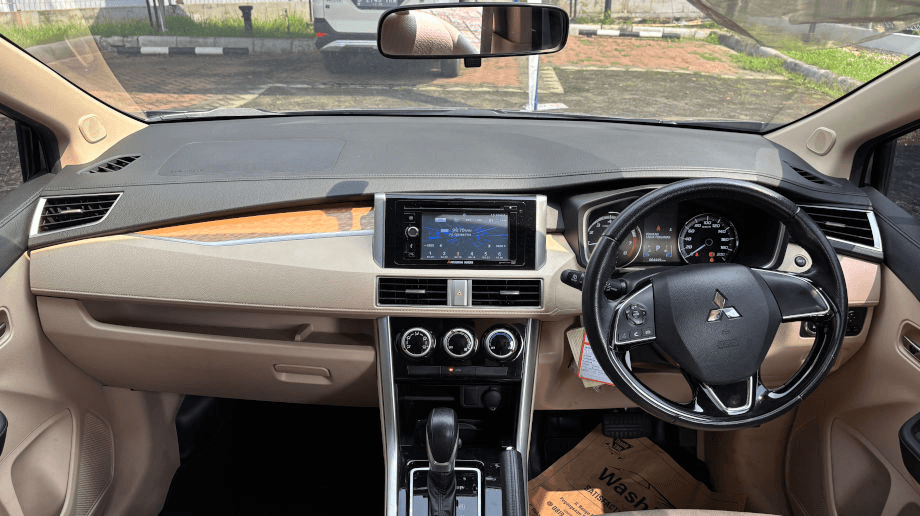 MITSUBISHI XPANDER 1.5 ULTIMATE BENSIN-AT(XPANDER) AT 2018