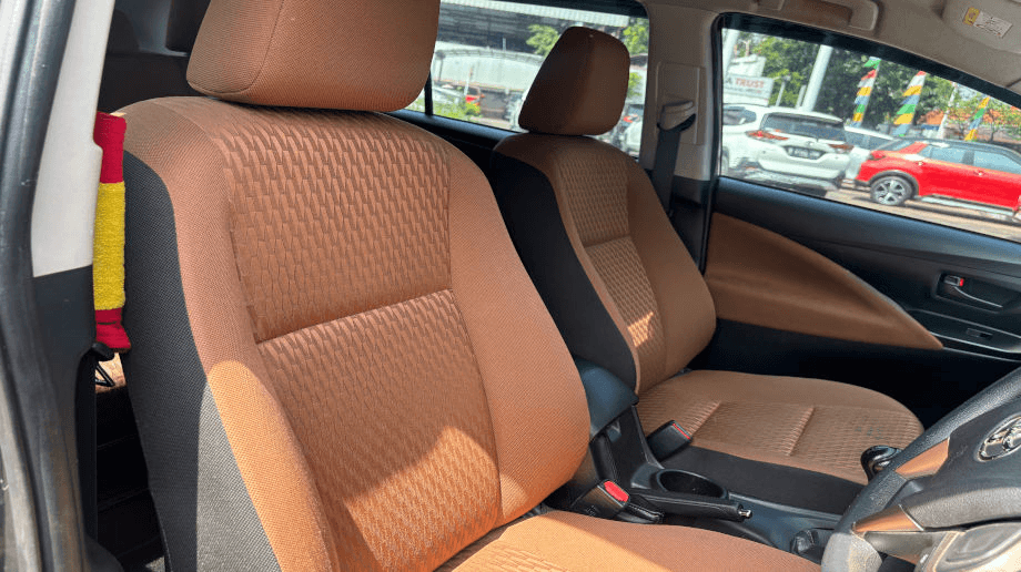 TOYOTA KIJANG INNOVA 2.0 G BENSIN-MT(KIJANG INNOVA) MT 2017