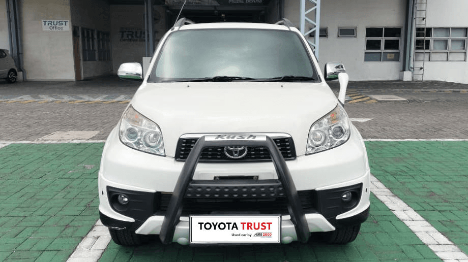 TOYOTA RUSH 1.5 TRD SPORTIVO BENSIN-MT(RUSH) MT 2015