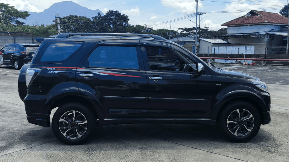 TOYOTA RUSH 1.5 TRD SPORTIVO ULTIMO BENSIN-AT(RUSH) AT 2017