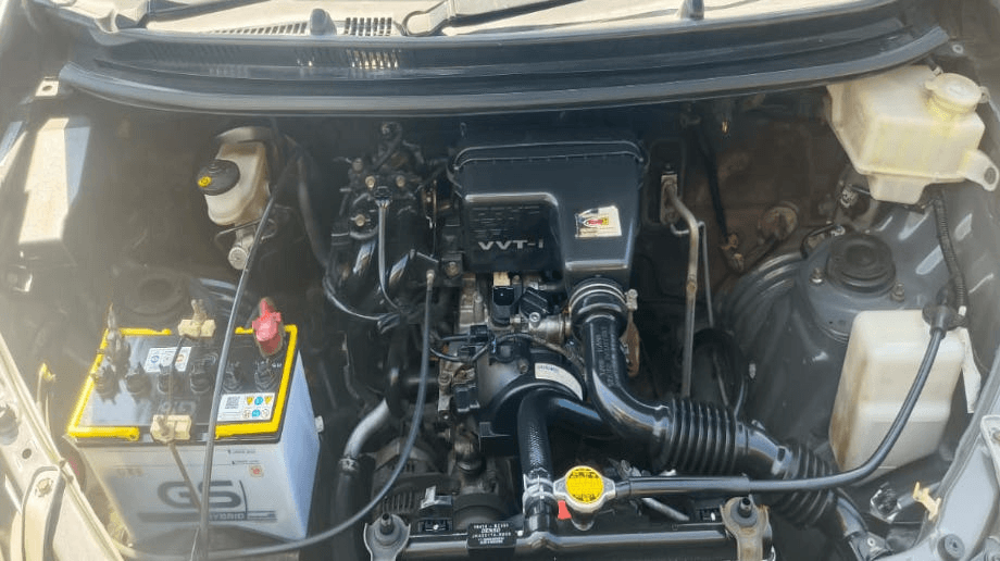 DAIHATSU XENIA 1.0 M BENSIN-MT(XENIA) MT 2013