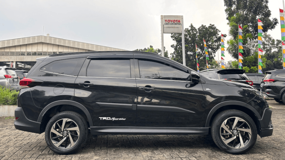 TOYOTA RUSH 1.5 TRD SPORTIVO BENSIN-AT(RUSH) AT 2019