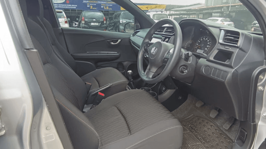 HONDA BRIO 1.2 RS BENSIN-MT(BRIO) MT 2016