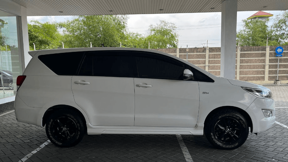 TOYOTA KIJANG INNOVA 2.0 G BENSIN-MT(KIJANG INNOVA) MT 2018