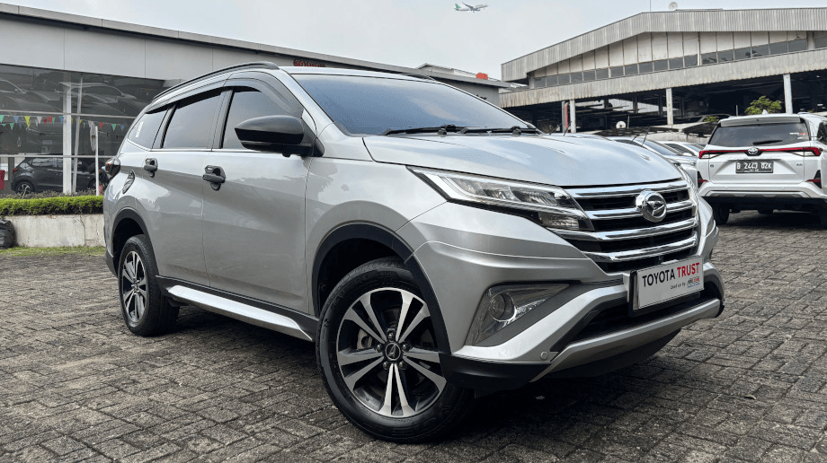 DAIHATSU TERIOS 1.5 R DELUXE BENSIN-AT(TERIOS) AT 2018