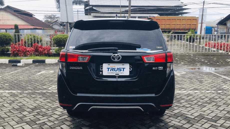 TOYOTA INNOVA V (INNOVA) MT 2019