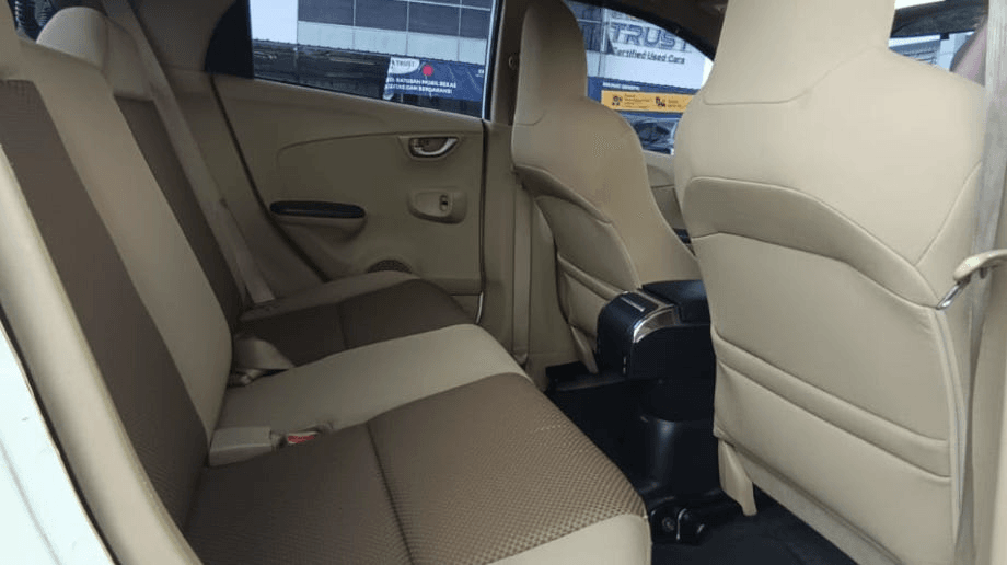 HONDA BRIO SATYA 1.2 E BENSIN-AT(BRIO SATYA) AT 2014