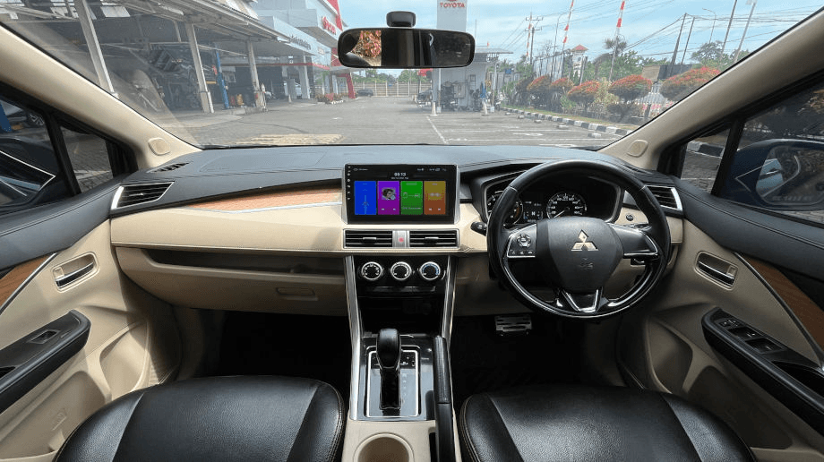 MITSUBISHI XPANDER 1.5 ULTIMATE BENSIN-AT(XPANDER) AT 2018
