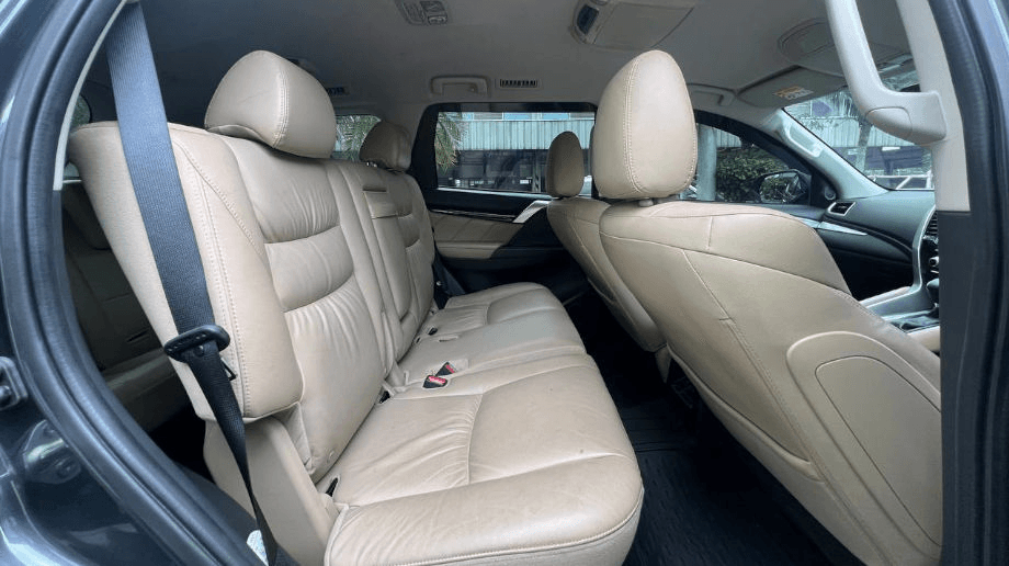 MITSUBISHI PAJERO SPORT 2.5 DAKAR ULTIMATE SOLAR-AT(PAJERO SPORT) AT 2022