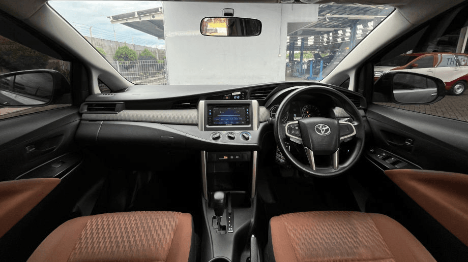 TOYOTA KIJANG INNOVA 2.4 G SOLAR-AT(KIJANG INNOVA) AT 2018