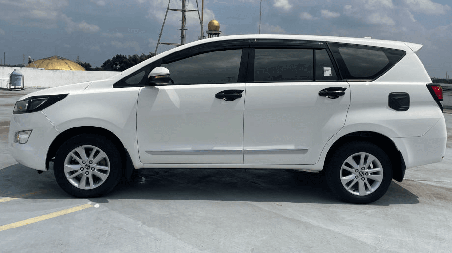 TOYOTA INNOVA 2.4 G MT 2019