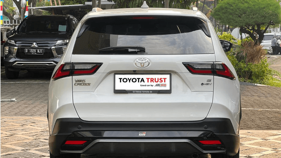 TOYOTA YARIS CROSS 1.5 S TSS HYBRID-AT(YARIS CROSS) AT 2023